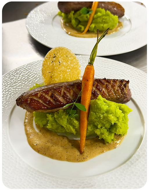 Le Restaurant - La Grange aux Fleurs - Sarran - Restaurant dans le Cantal
